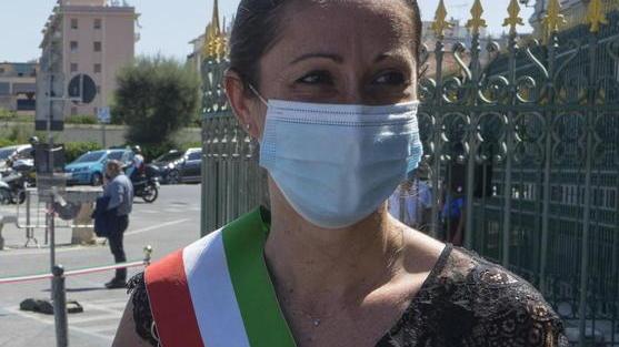 Le 12 maestre No-vax all’asilo col tampone
