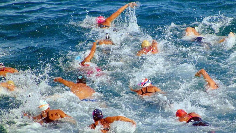 Nuoto in acque libere: oggi in mare per la 3 km oltre trecento iscritti