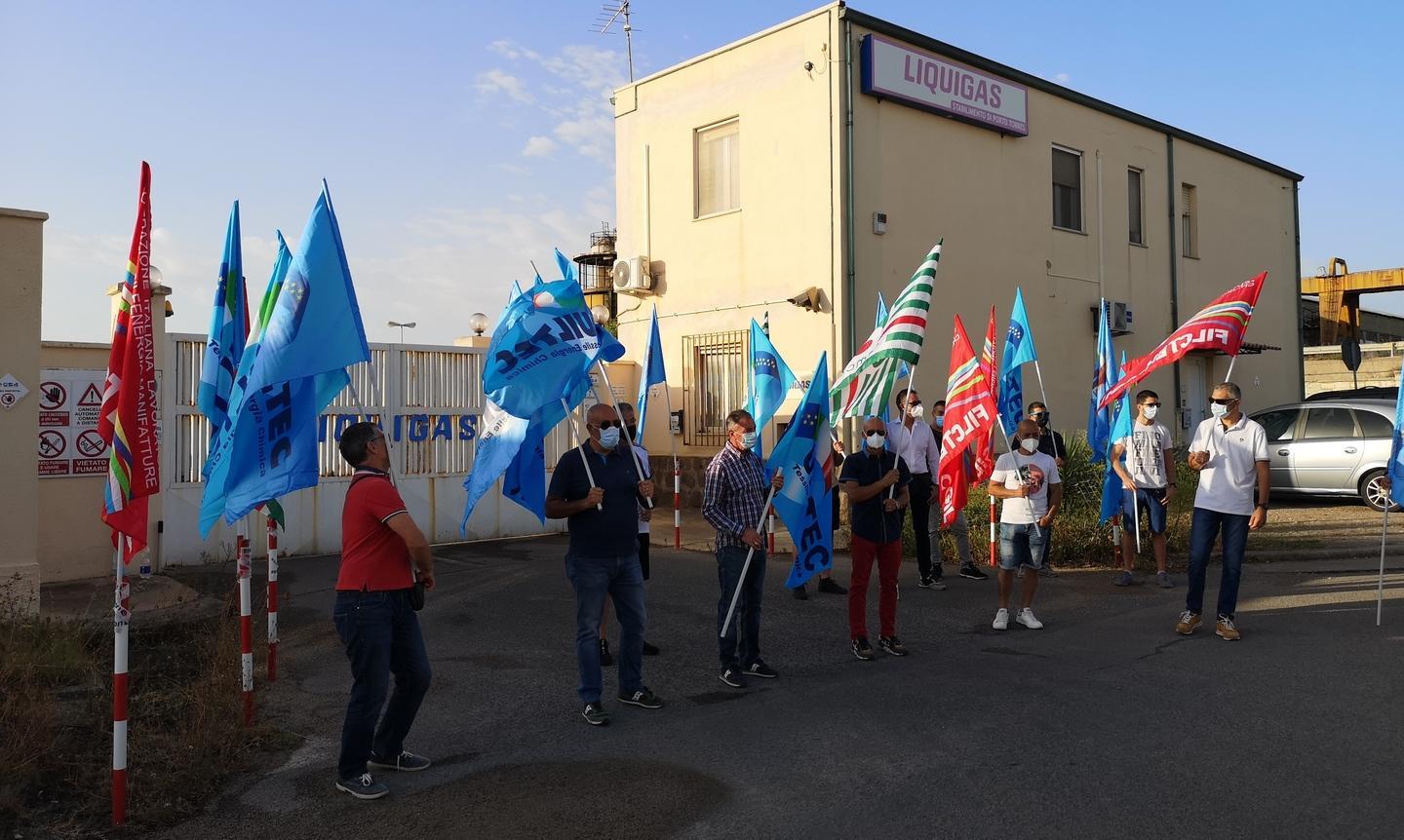 Sit-in dei sindacati alla Liquigas