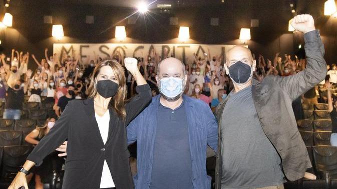 Cortellesi e Albanese a Modena, ospiti al Victoria: «Che bello il cinema»