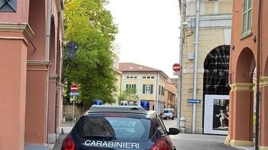 Cento, evade dai domiciliari: arrestato 43enne arrestato e portato in carcere