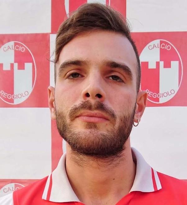 Tragedia a Carpi: morto a 29 anni davanti a casa 