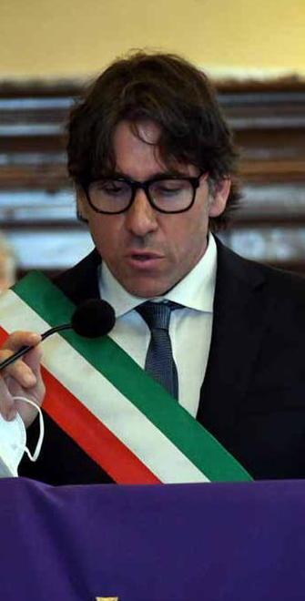 Sfida Guastalli-Negrari Lombardi rinuncia e critica il centrosinistra 