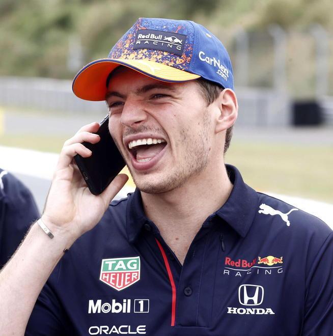 Verstappen profeta in patria pole davanti alle Mercedes Le due Ferrari in terza fila