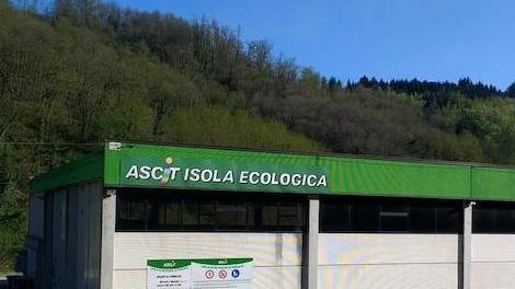 Rifiuti ingombranti al centro di Piegaio