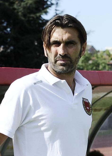 Viali a secco contro i rossoneri sia da calciatore che da tecnico 