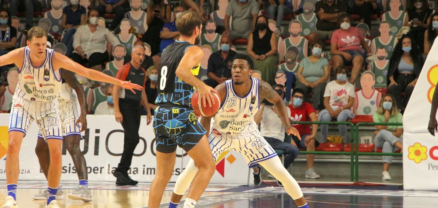 La Dinamo soffre Logan la trascina 