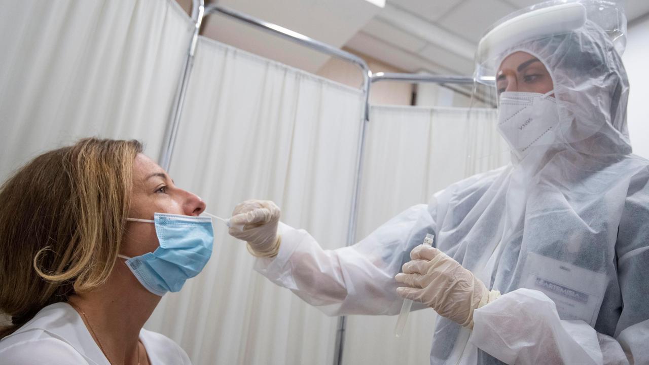 Coronavirus in Emilia Romagna. Bollettino del 6 settembre: 513 positivi e 3 deceduti. Nel Modenese 143 casi