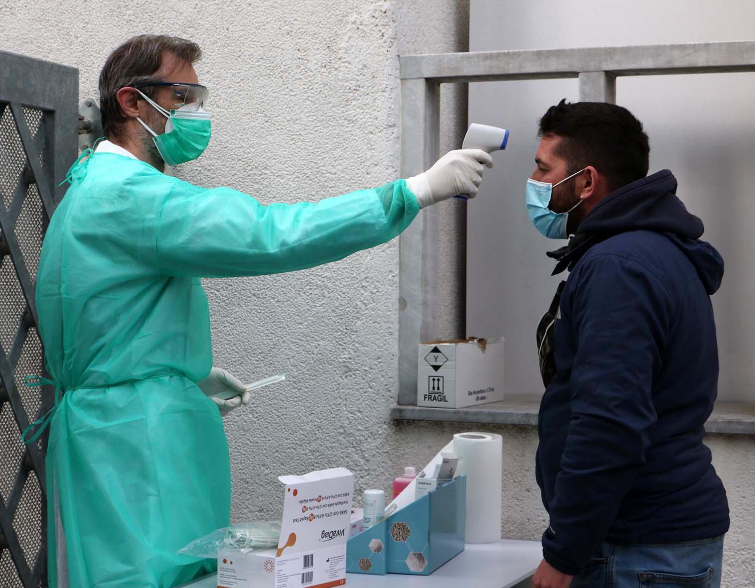 Coronavirus, tre decessi e venti positivi nel Ferrarese