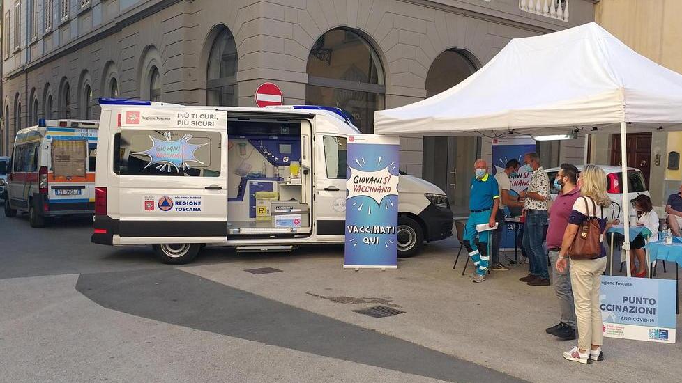 Grazie al camper Asl in 77 si sono immunizzati senza dover prenotare