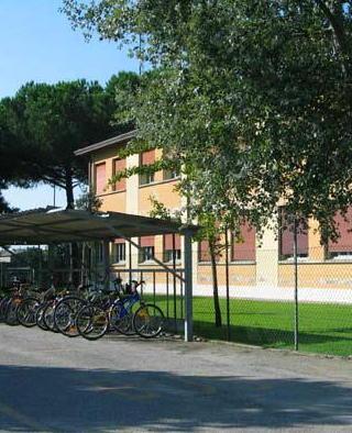 Scuola, anticendio danneggiato La scoperta durante i lavori 