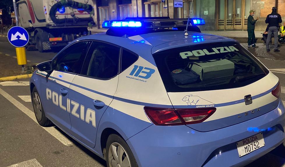 Rapinato e picchiato in stazione Adescato da una donna, poi le botte 