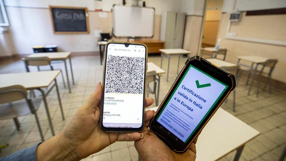 Senza green pass, pochi casi nelle scuole reggiane: «Abbiamo avuto solo dieci segnalazioni»