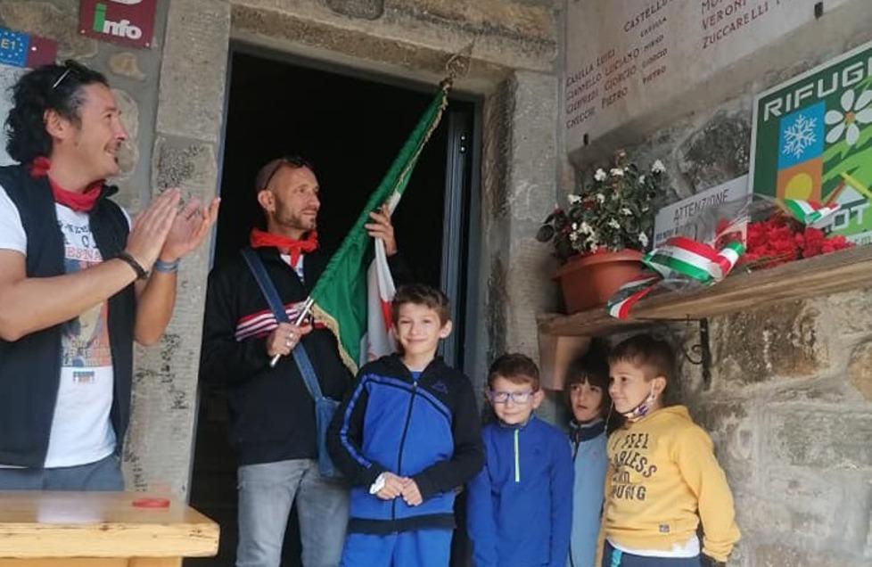 «Al comandante Facio la medaglia alla memoria» 