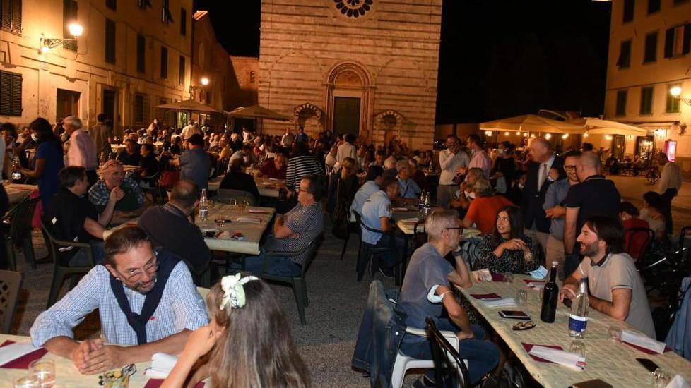 Successo per la cena a sostegno di Raspini «Con il vostro aiuto tutto sarà possibile»