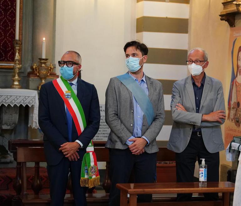 Una maglia del Pontedera per l’ultimo saluto a Belli 