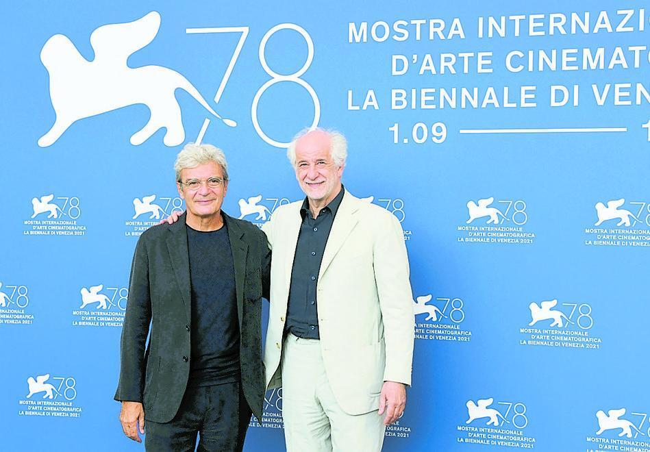 Martone e Toni Servillo servono la grande recitazione all’italiana 
