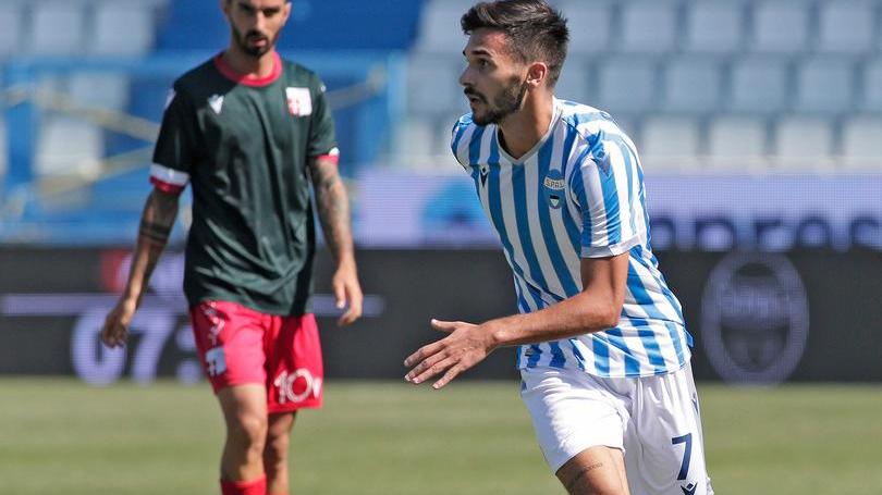 Giovanni Crociata è il nuovo rinforzo di centrocampo della Spal
