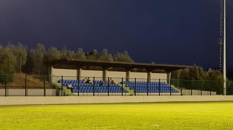 Con i nuovi riflettori ora anche Fabbrica ha uno stadio tutto suo