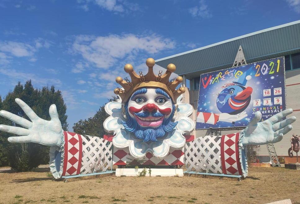 Carnevale di Viareggio: «Edizione 2021 con un solo corso? È una voce senza fondamento» 