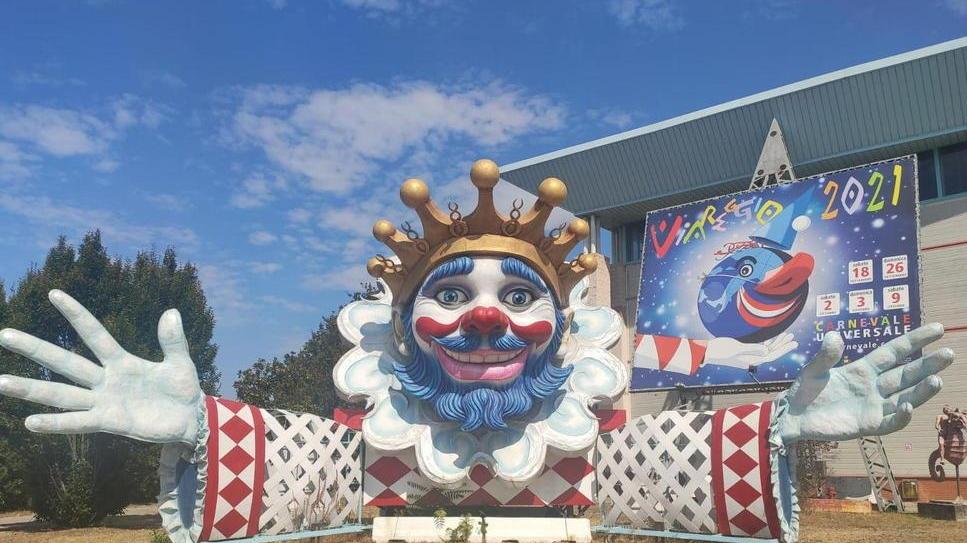 Carnevale di Viareggio: «Edizione 2021 con un solo corso? È una voce senza fondamento»