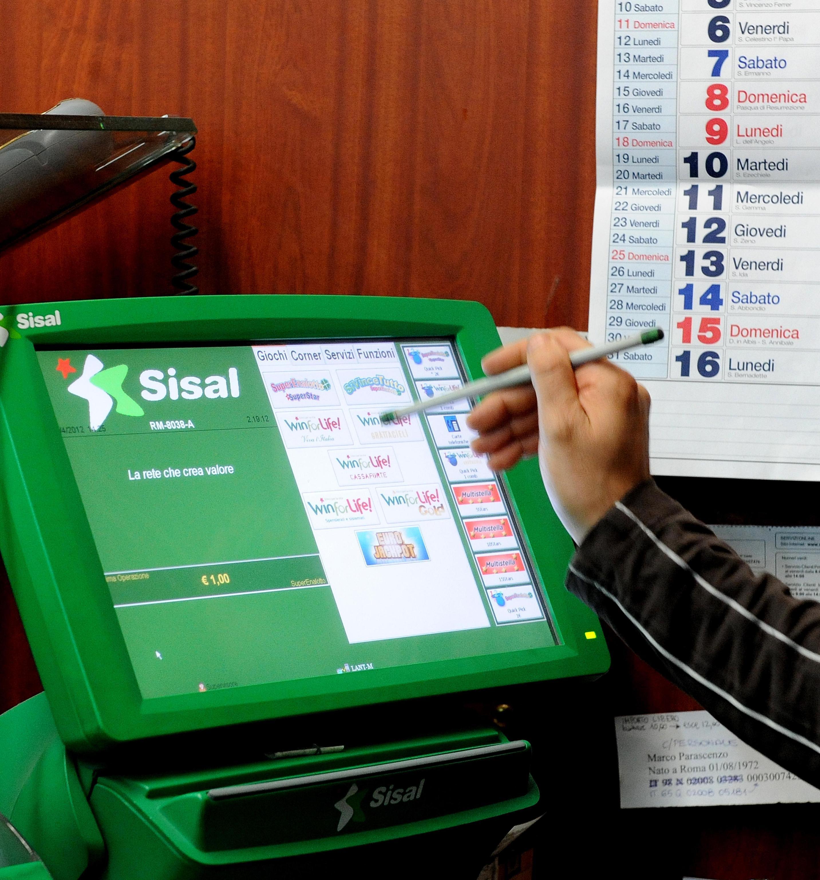 A Castiglioncello vinti quasi 13mila euro al Superenalotto 