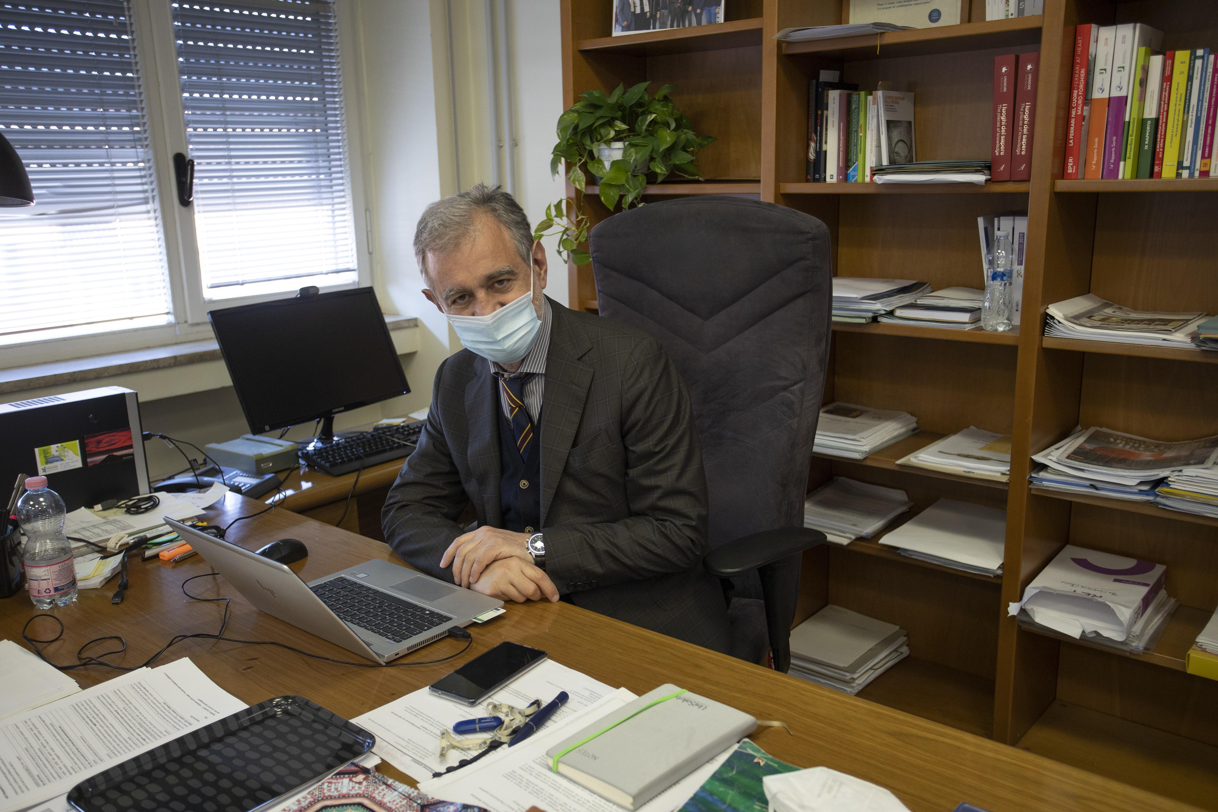 «No vax? Denuncia immediata se ci attaccano»