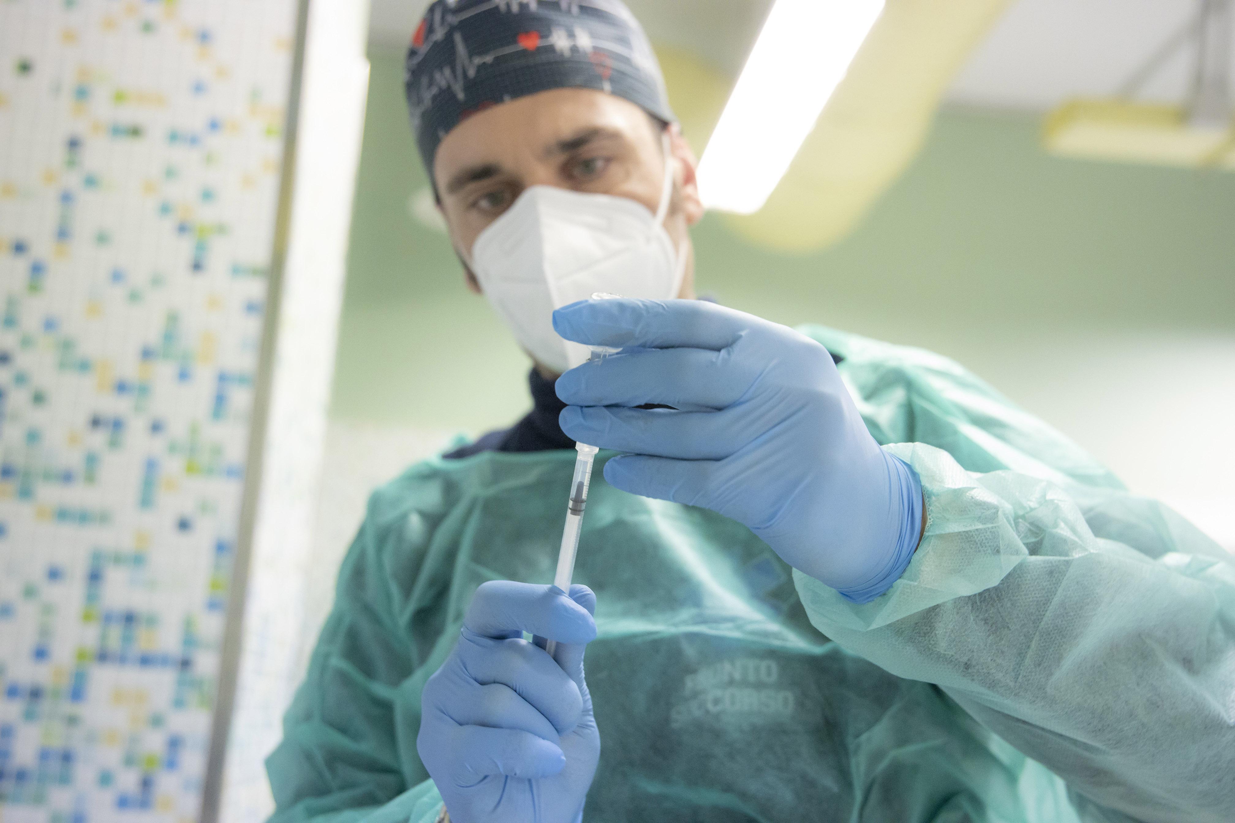 Covid, sette ricoveri e 25 nuovi positivi nel Ferrarese