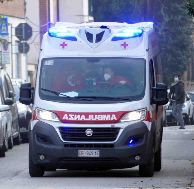 Tragedia a Bastiglia, 16enne muore in casa 