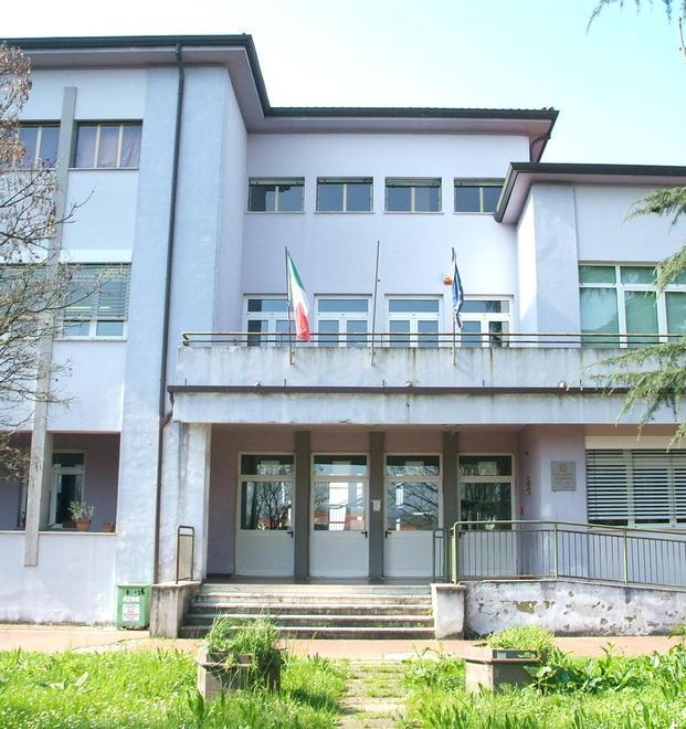 Pullman garantiti per gli studenti delle scuole medie 