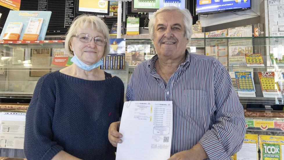Superenalotto da record in via Fratelli Rosselli il giocatore centra sei “5”