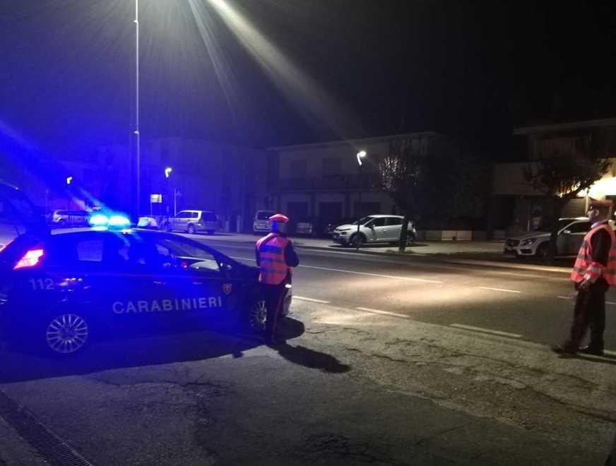 Con un pugno lo manda in ospedale. Denunciato ed “espulso” da Marina di Cecina 