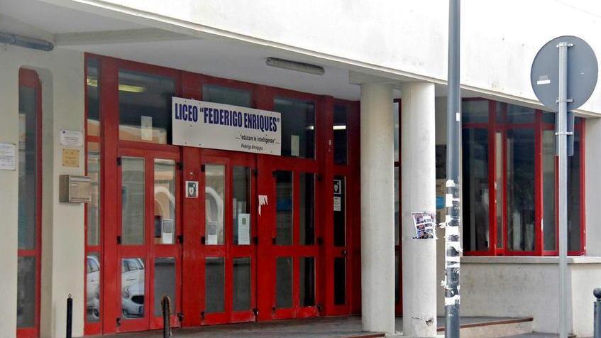 Sono stati esclusi col sorteggio dal liceo sportivo: quattro ragazzi lasciano l’Enriques