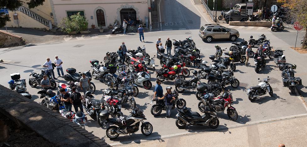 Passione e ricordo alla 3ª Motobirrata dedicata a Duplicati