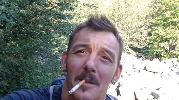 Quella ferita apparsa sospetta sulla mano destra di Casalati