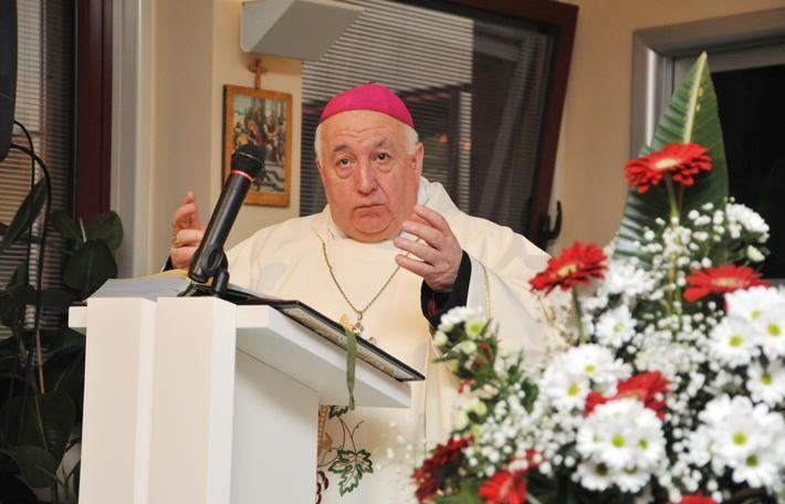 Diocesi senza più vescovo, attesa la decisione del papa 