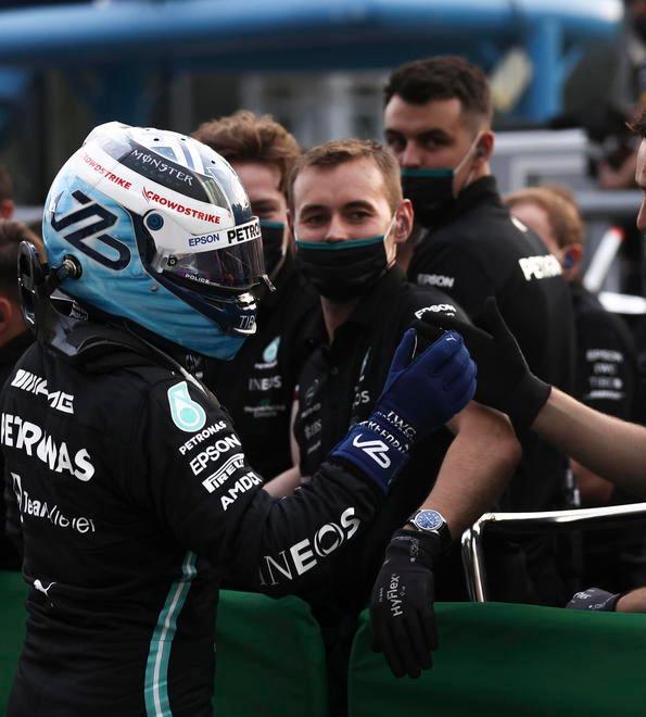 Bottas lascia dietro Hamilton Nello sprint di oggi sarà in pole 