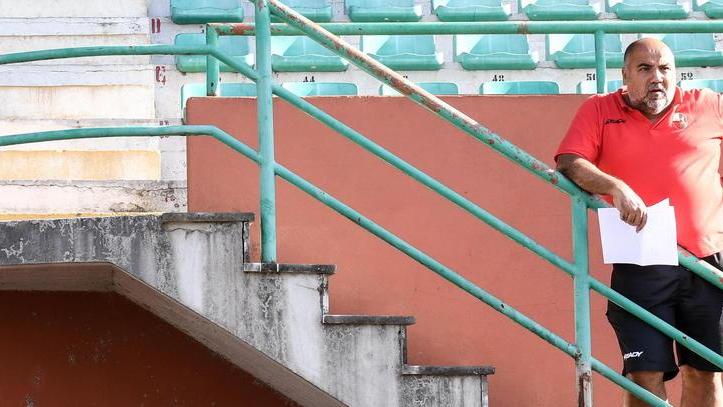Lucchese, Pagliuca si scusa «Colpa mia per la squalifica»