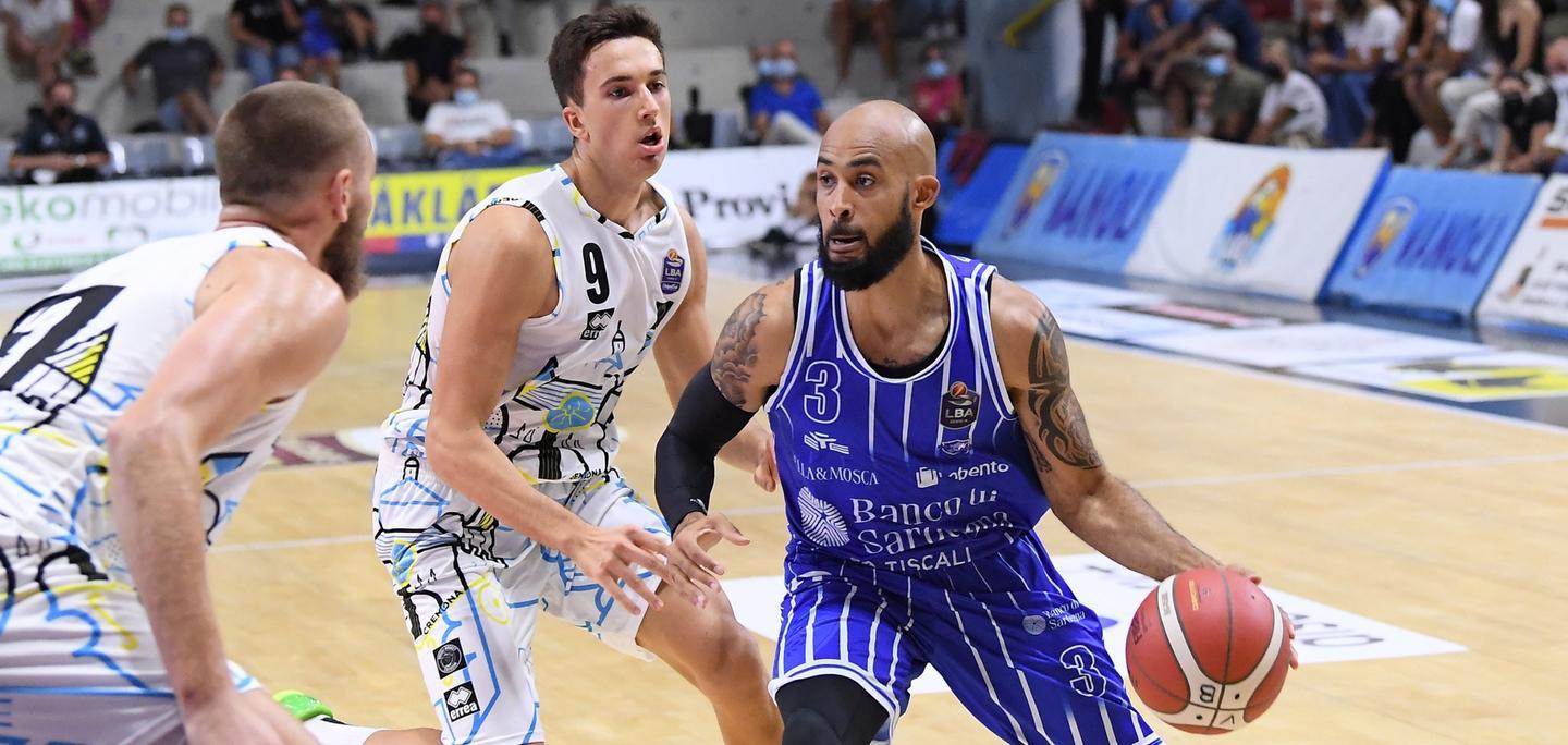 La Dinamo fa tris e vola ai quarti 