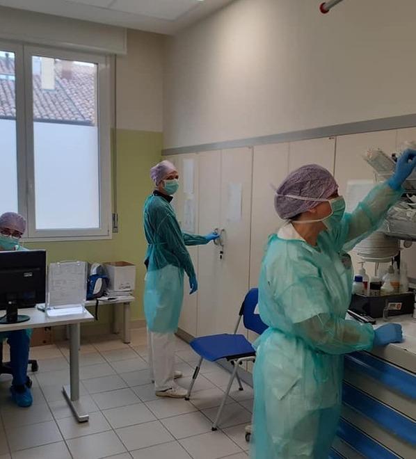 Covid, la battaglia di una famiglia: «Vogliamo sapere la verità sul contagio del nostro caro» 