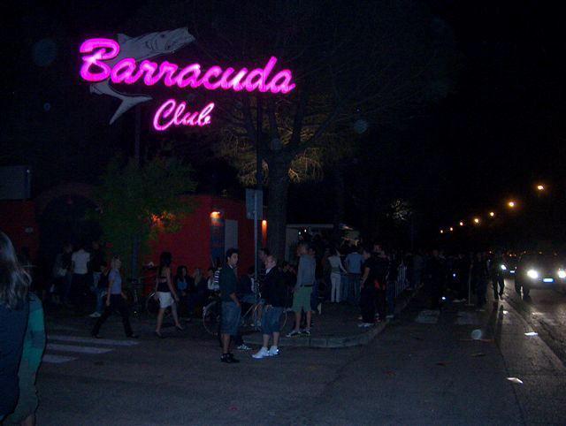 Balli "proibiti" al Barracuda, locale chiuso per cinque giorni