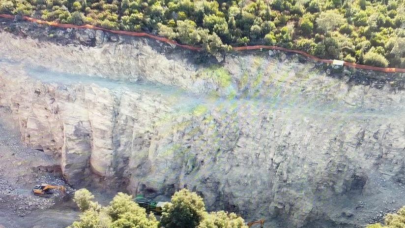 Dubbi sui lavori nell’area di Cariola Gragnoli: «La cava è autorizzata?»