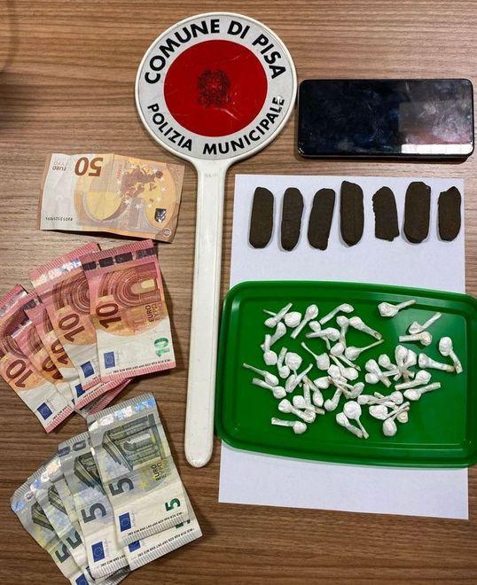Spacciatori in manette grazie ai vigili in bici 