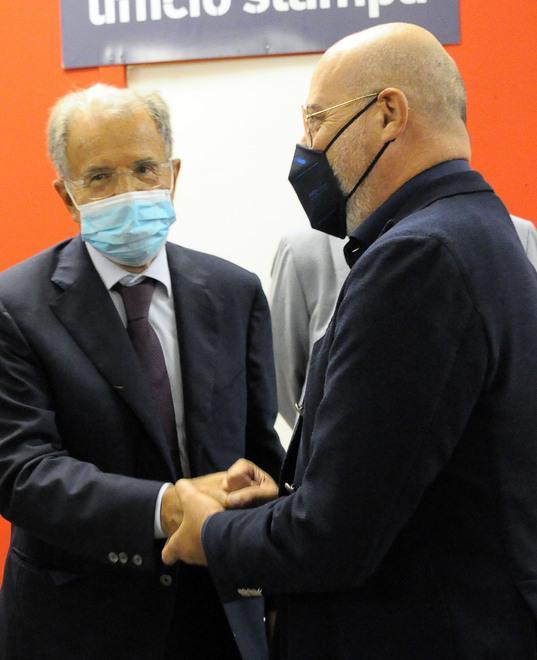 Prodi e Bonaccini a Ponte Alto «Questa è terra di rinascita» 