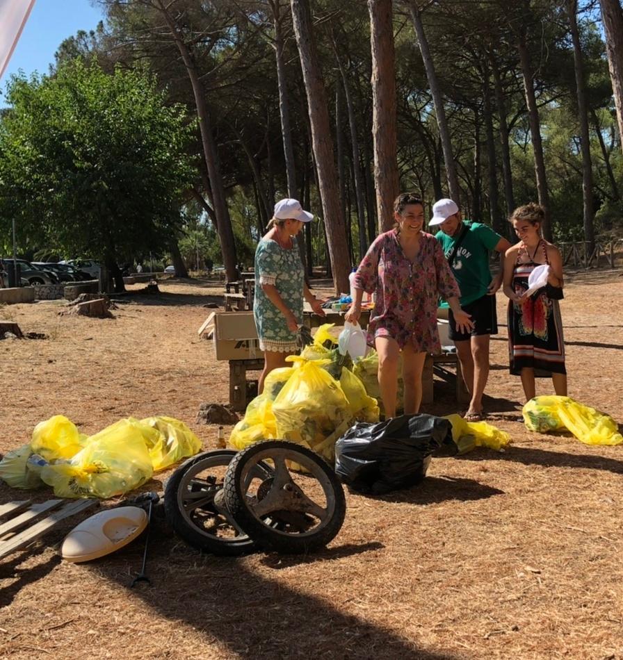 WeClean, dopo Maria Pia i volontari ripuliscono Mugoni
