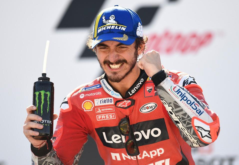 La gioia di Francesco “Pecco” Bagnaia dopo la vittoria