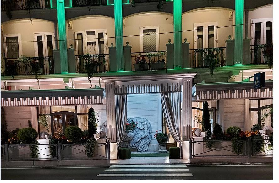 Pavullo. Investita sulle strisce davanti all’hotel Vandelli «Punto poco sicuro» 