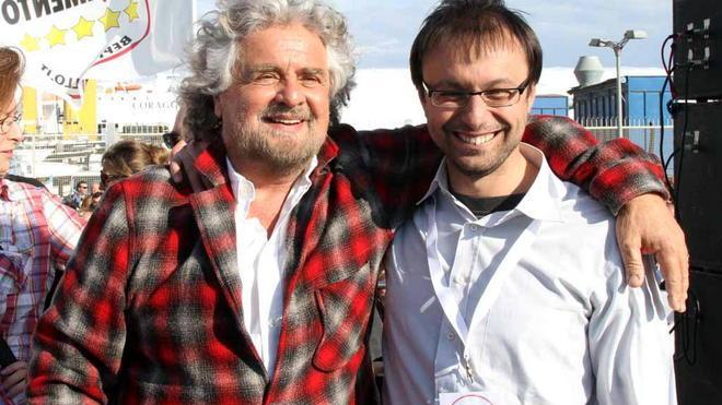 Lo show di Grillo: «Siete indebitati, provate a cambiare»