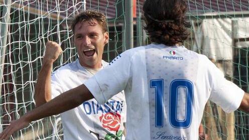 Benedetti superstar Si presenta con tre gol e basta al Seravezza per passare il turno