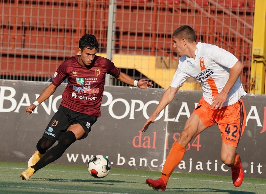 Mister Maraia: «Abbiamo meritato la vittoria» E capitan Caponi fa i complimenti a Sposito 
